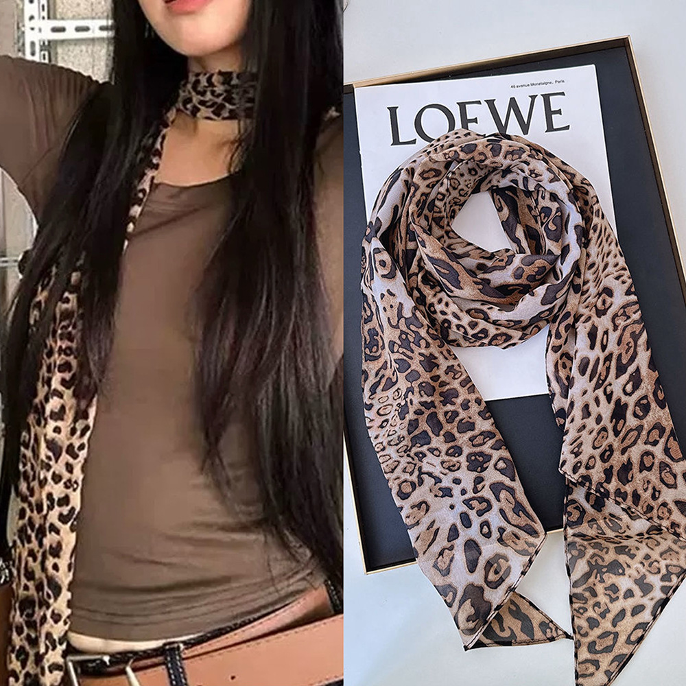 Luipaard Kleine Lange Zijden S - Ascot Neck Scarf recensie en prijs