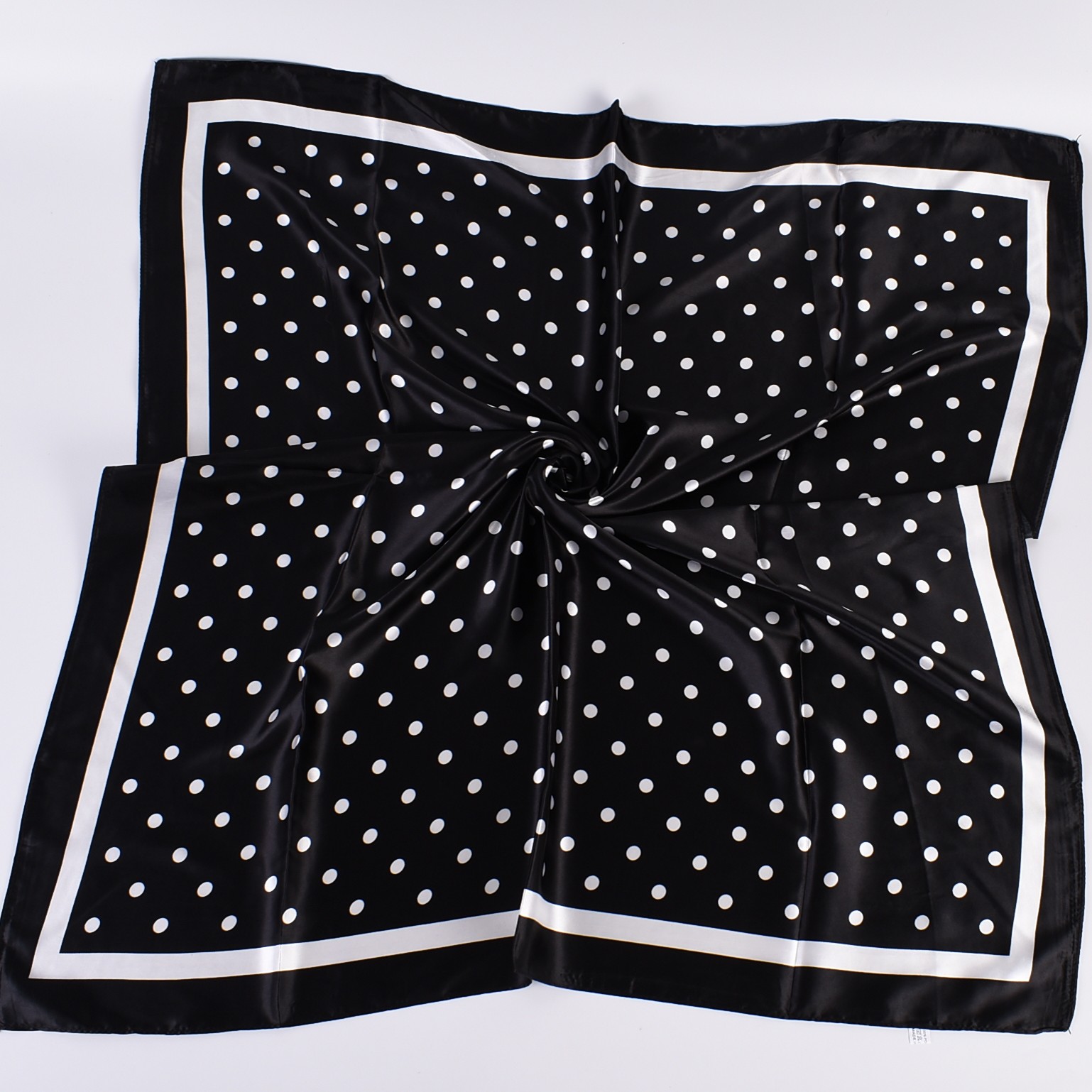 Zomer nieuwe modieuze temperam - Scarf Silk Square recensie en prijs