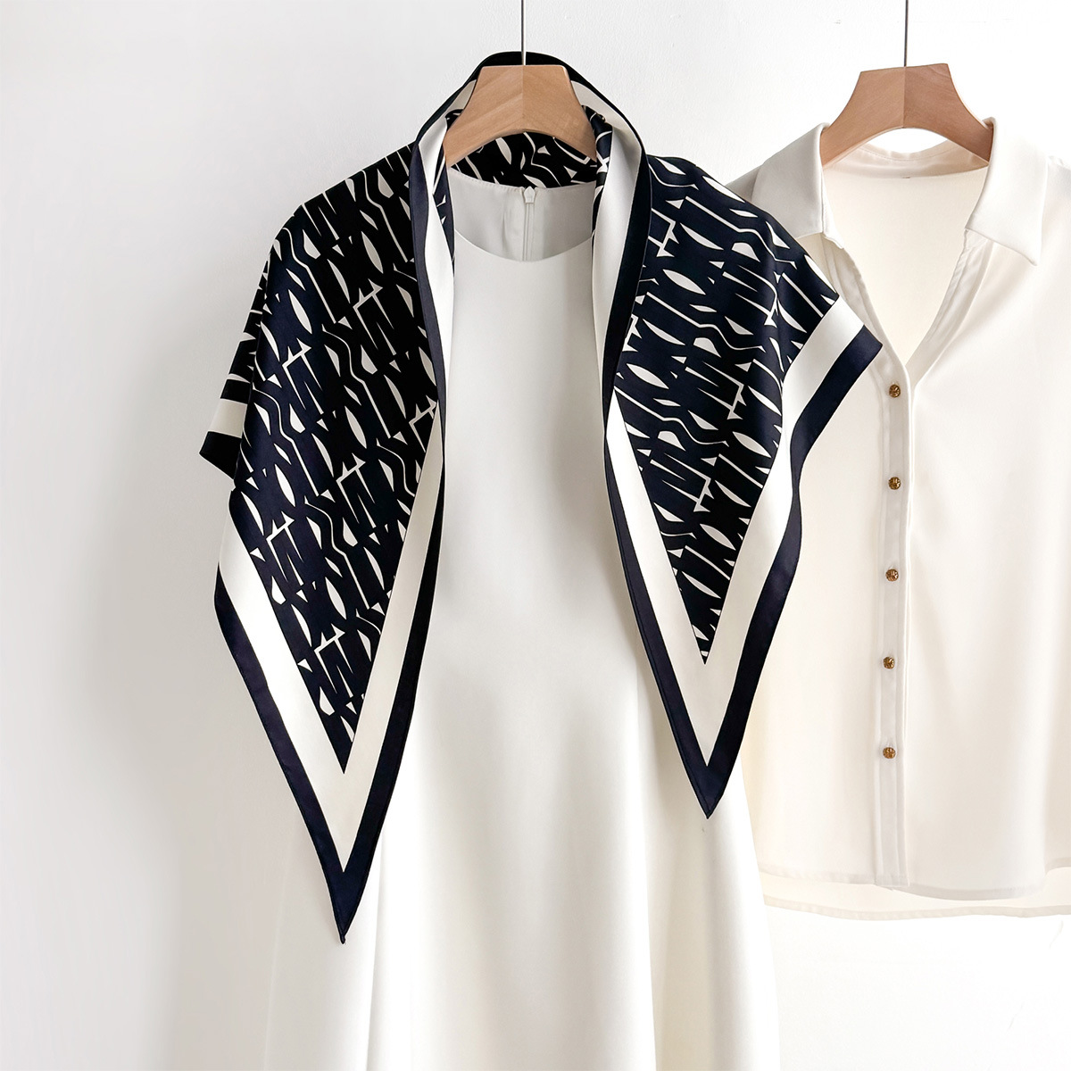 Lente Gedrukt Vierkante Sjaal  - Scarf Silk Square recensie en prijs